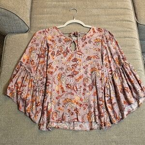 Daytrip Light Purple Paisley Boho Flare Sleeve Casual Festive Top Size Small
